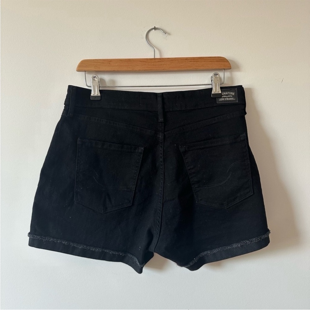 Levi's Signature High Rise Shorts size 14 (32β waist)β
